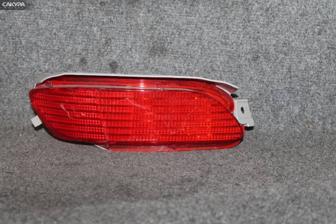Повторитель в бампер левый Toyota Harrier ACU30W 48-30: купить в Сакура Красноярск.