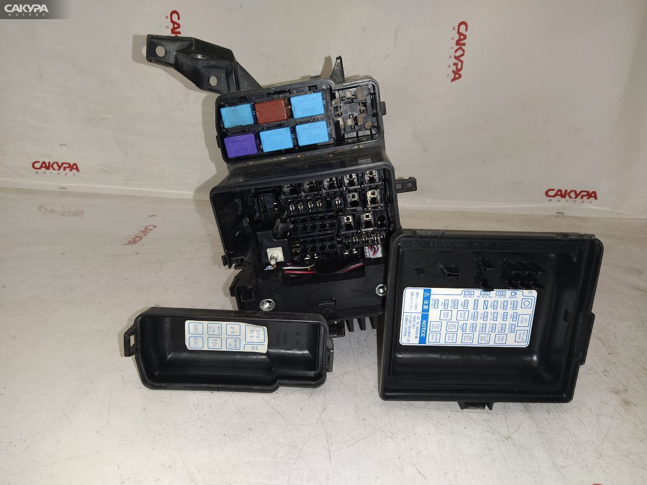 Блок реле и предохранителей Toyota Harrier GSU30W 2GR-FE: купить в Сакура Красноярск.