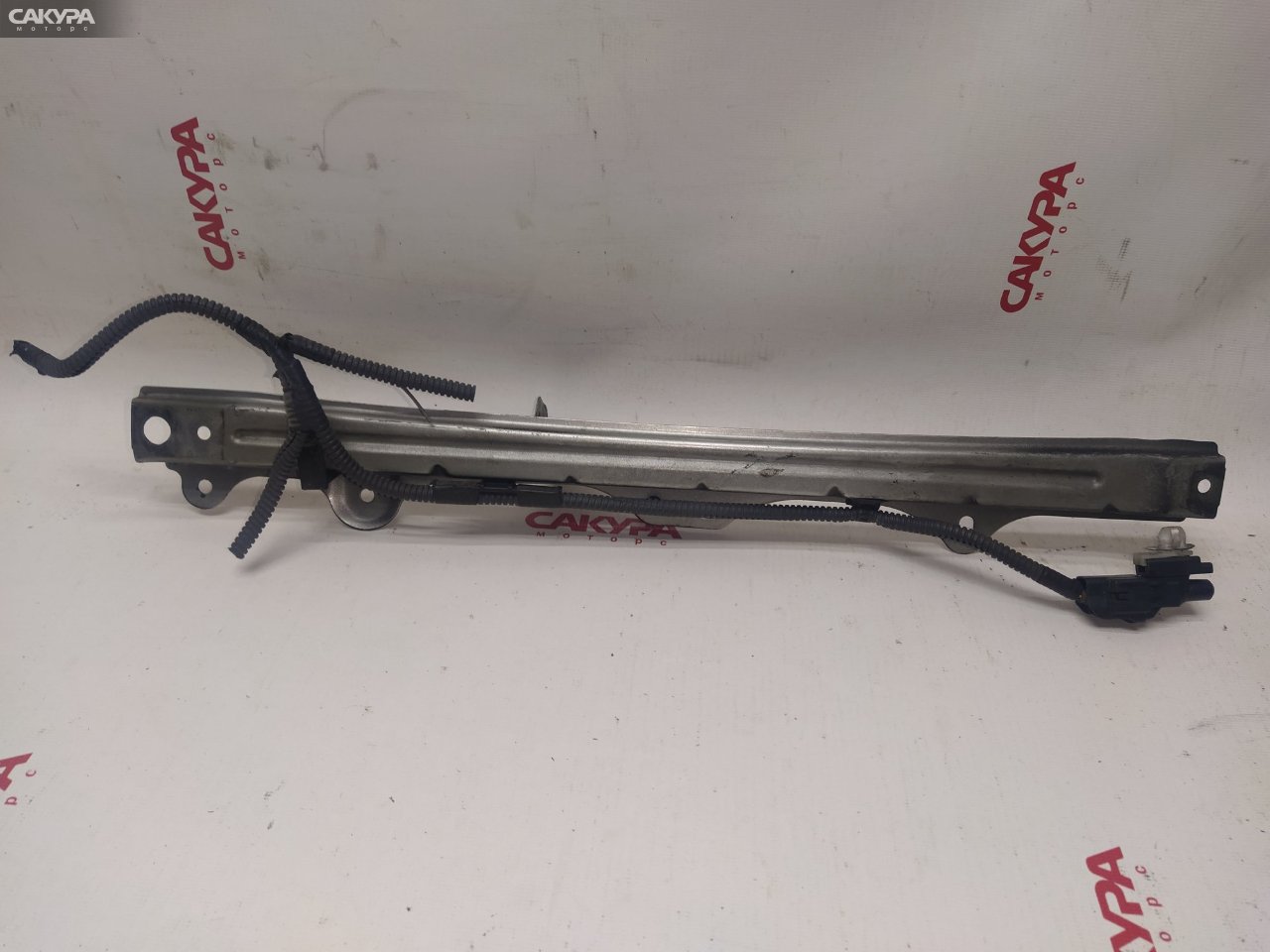 Рамка радиатора Toyota Harrier MCU30W 1MZ-FE: купить в Сакура Красноярск.