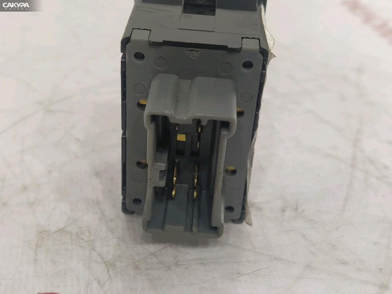 Блок управления зеркалами Nissan Elgrand AVE50 QD32ETi: купить в Сакура Красноярск.