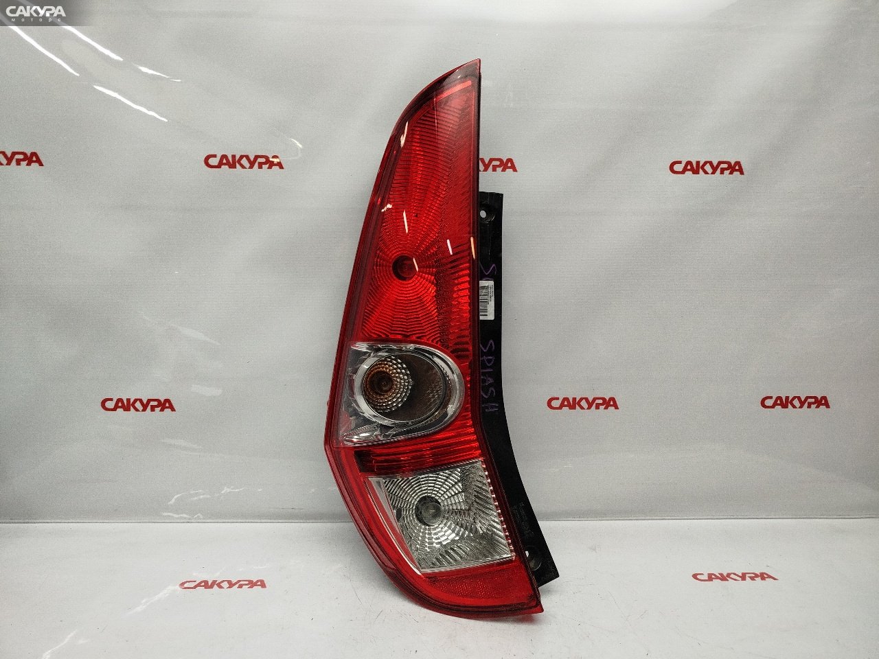 Фонарь стоп-сигнала левый Suzuki Splash XB32S TA0528: купить в Сакура Красноярск.