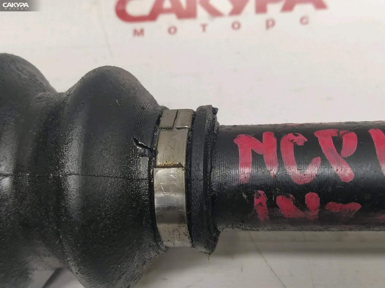 Привод передний правый Toyota Vitz NCP13 1NZ-FE: купить в Сакура Красноярск.