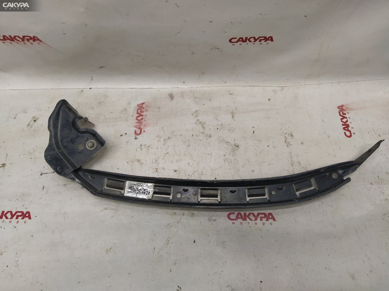 Планка под фару передняя левая Honda Odyssey RB1 K24A: купить в Сакура Красноярск.