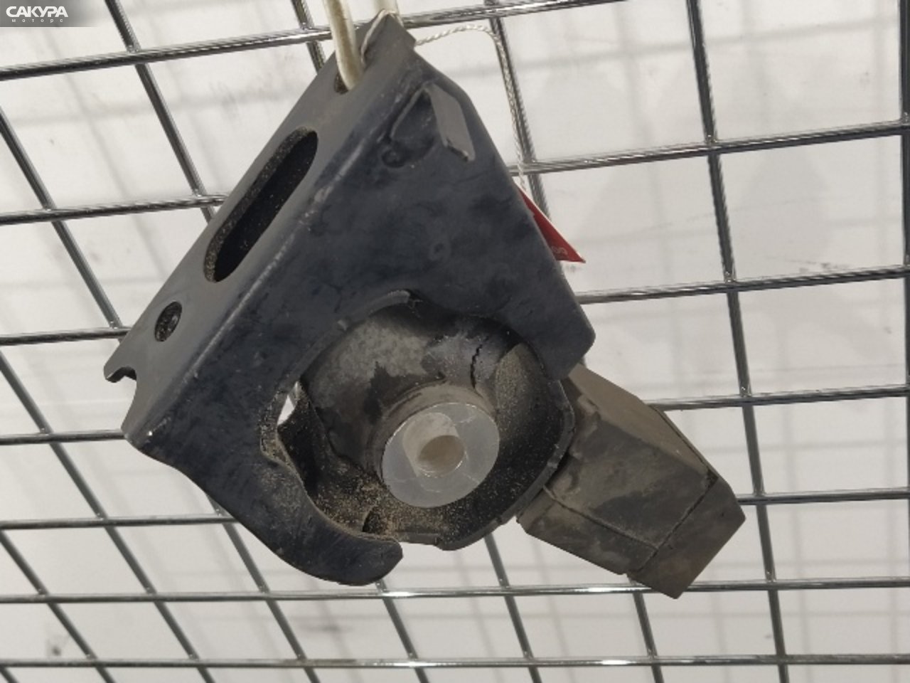 Подушка двигателя передняя Toyota Corolla Axio ZRE142 2ZR-FE: купить в Сакура Красноярск.