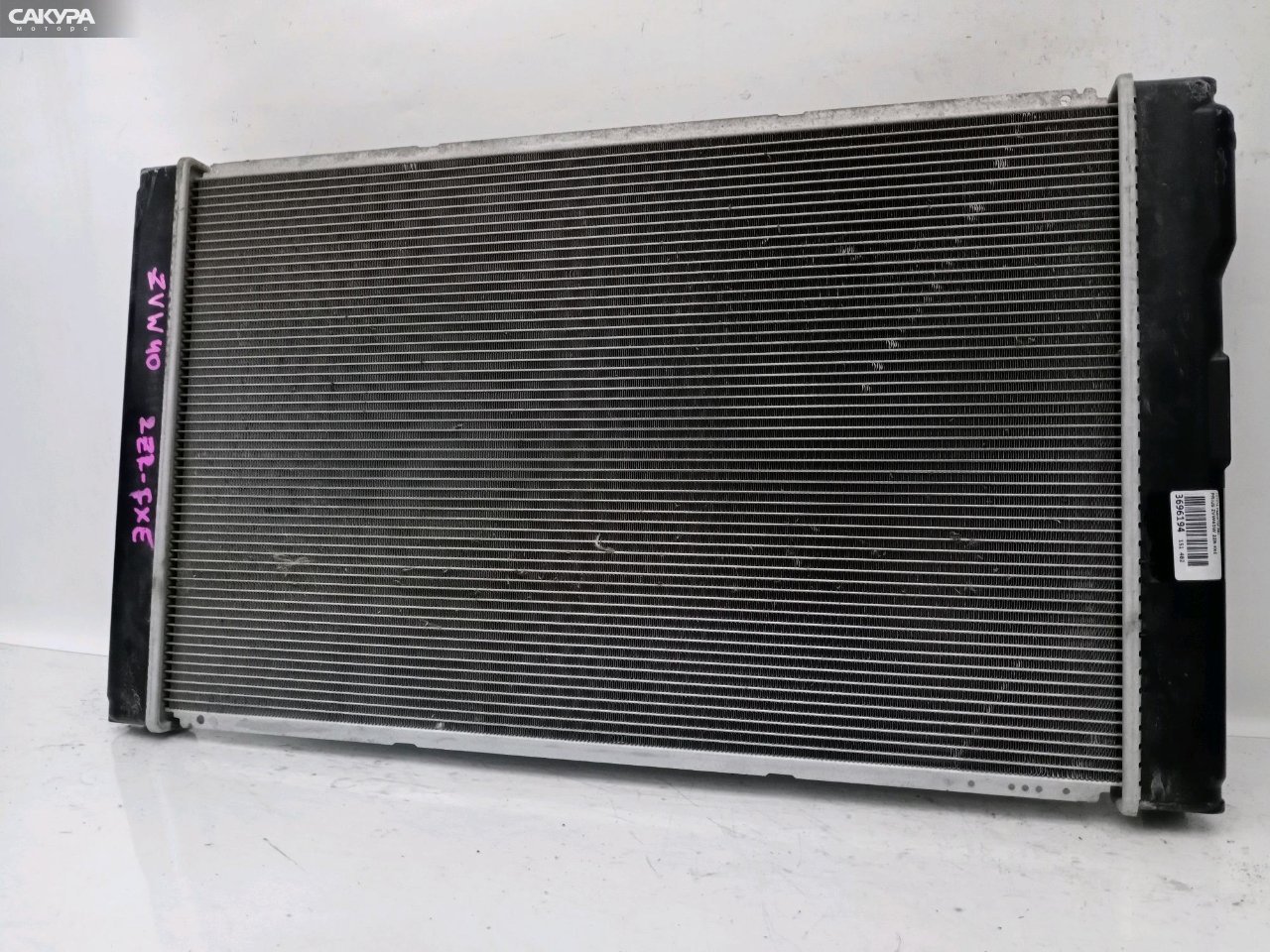 Радиатор двигателя Toyota Prius ZVW40W 2ZR-FXE: купить в Сакура Красноярск.