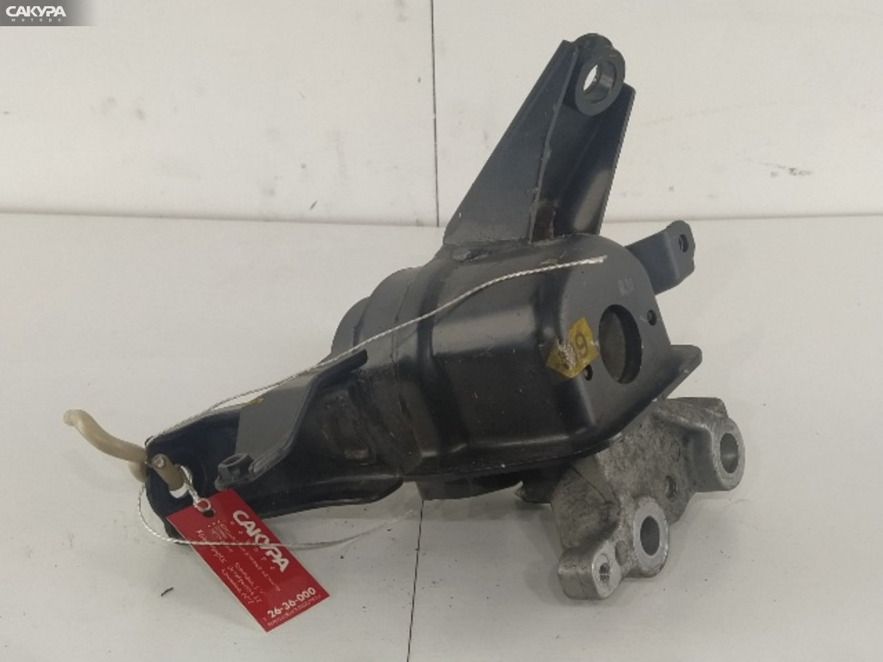 Подушка двигателя правая Toyota Prius ZVW30 2ZR-FXE: купить в Сакура Красноярск.