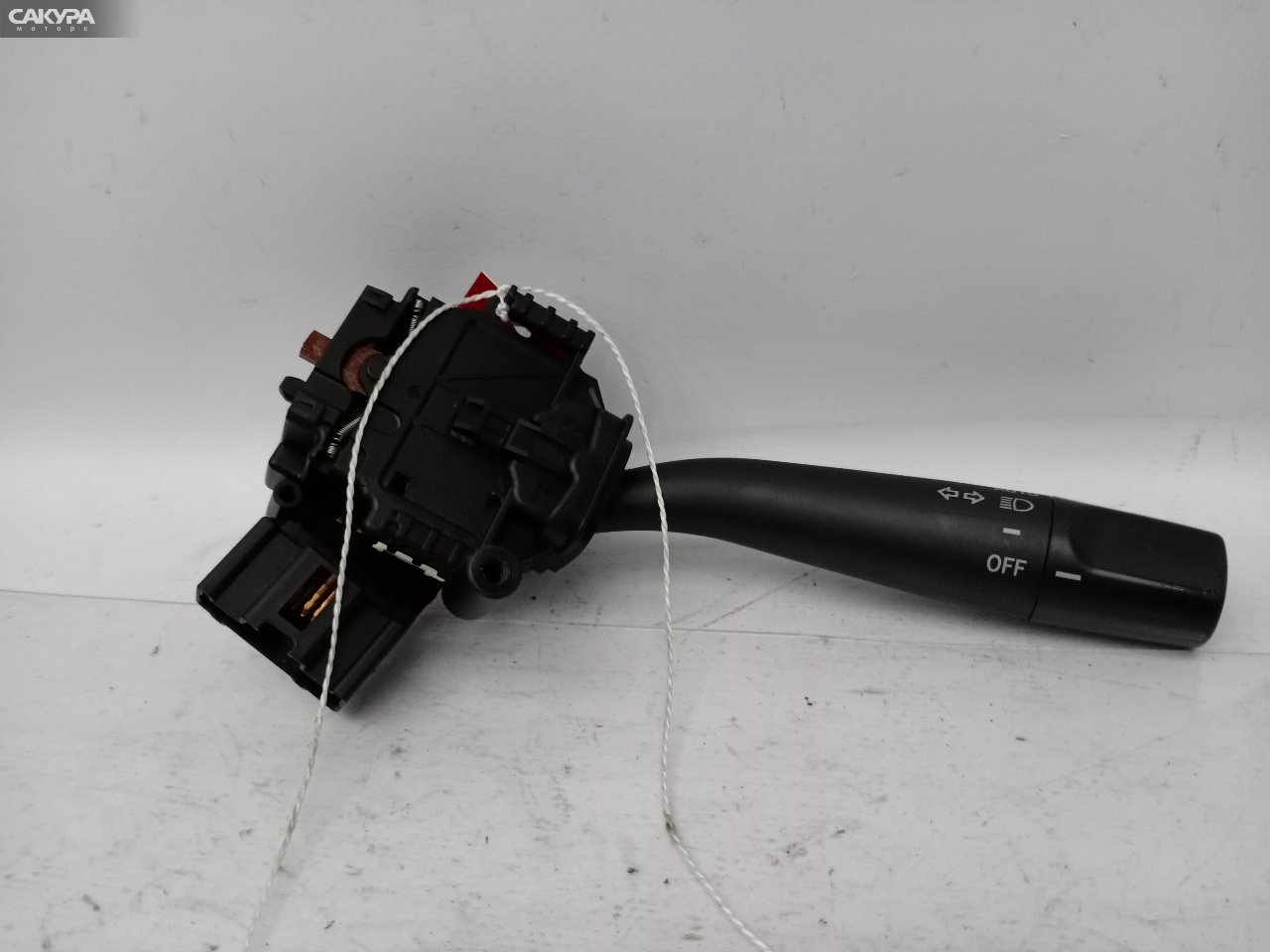 Переключатели подрулевые Toyota Corolla Fielder NZE121G 1NZ-FE: купить в Сакура Красноярск.