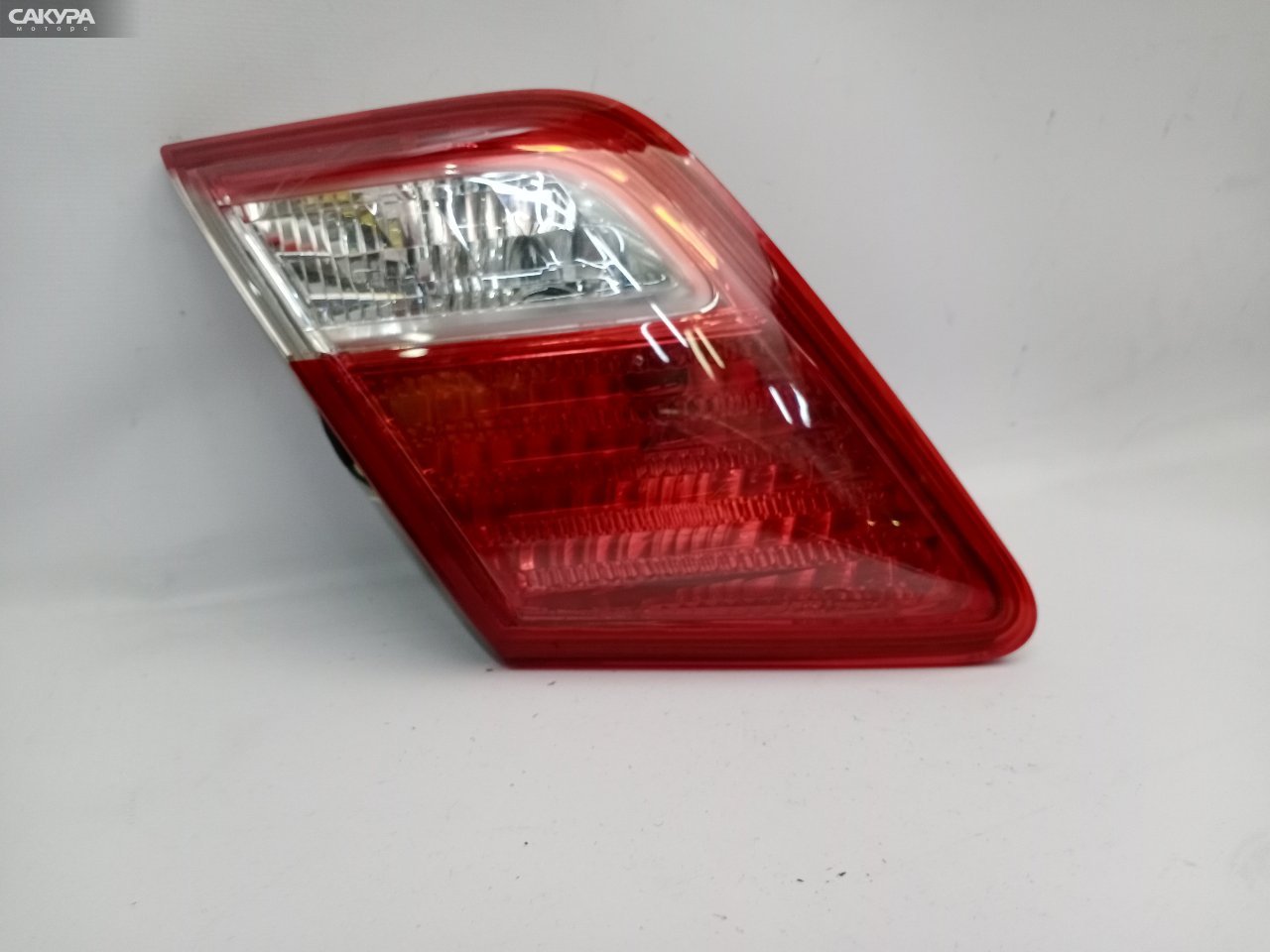Фонарь вставка багажника левый Toyota Camry ACV40 33-102: купить в Сакура Красноярск.