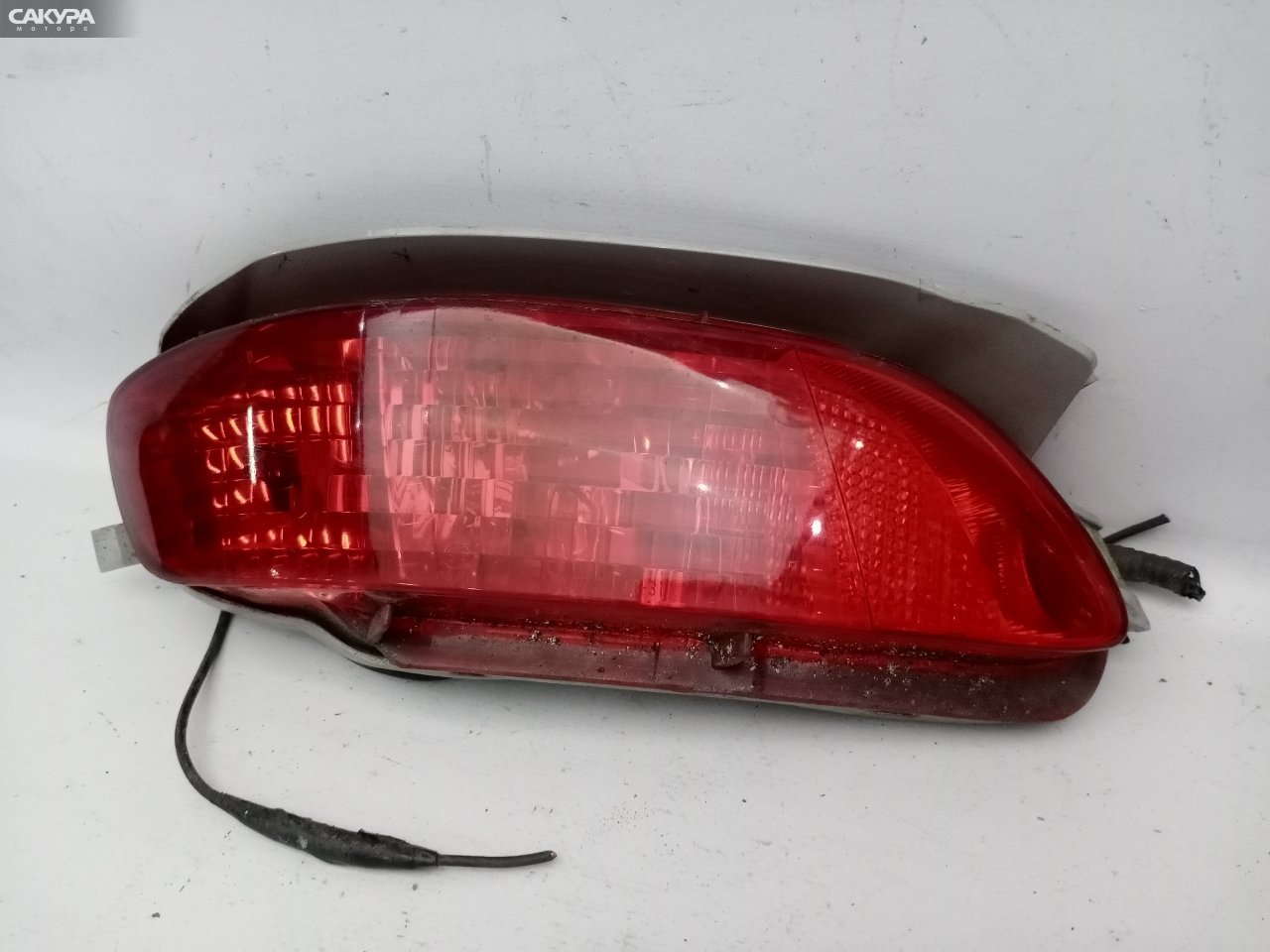 Фонарь в бампер левый Toyota Harrier MCU30W 48-31: купить в Сакура Красноярск.