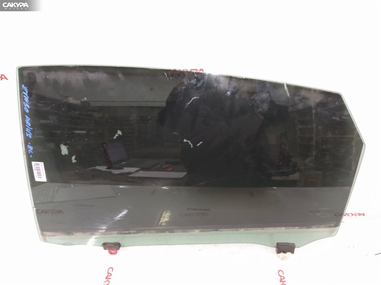 Стекло боковое заднее левое Toyota Prius ZVW30 2ZR-FXE: купить в Сакура Красноярск.