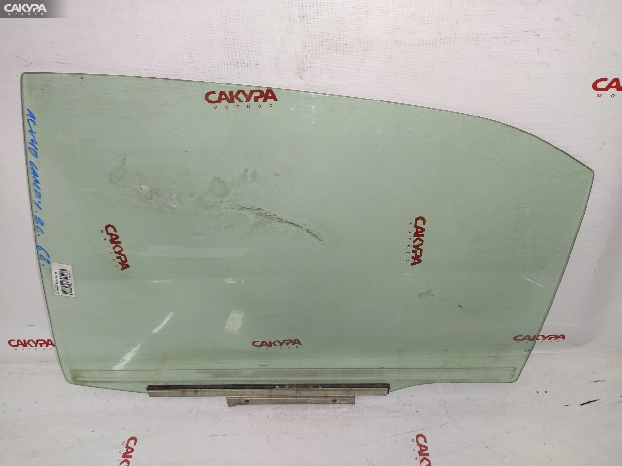 Стекло боковое заднее левое Toyota Camry ACV40 2AZ-FE: купить в Сакура Красноярск.