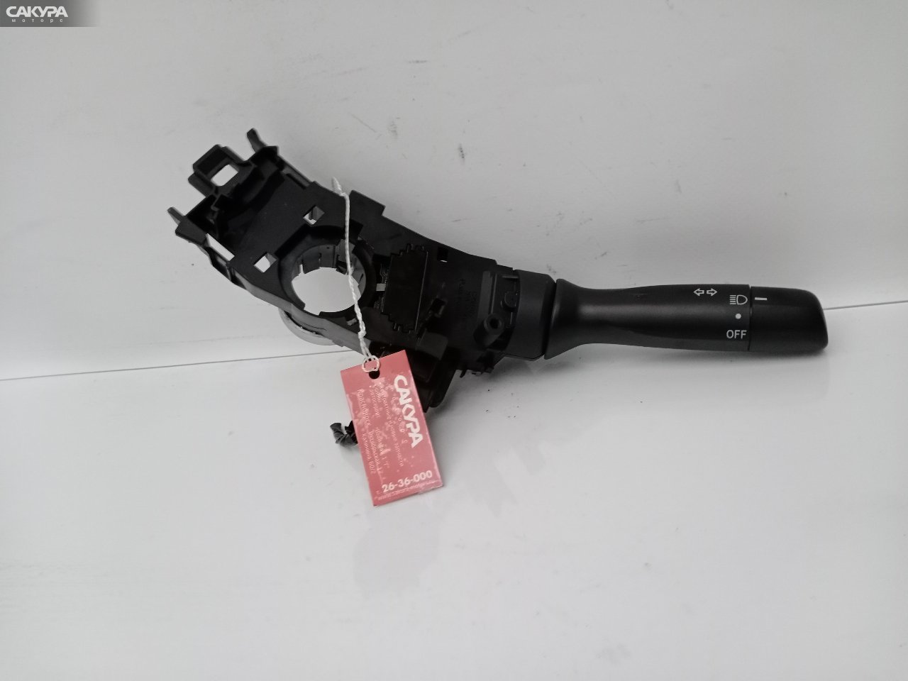 Переключатели подрулевые правые Toyota Corolla Fielder NKE165G 1NZ-FXE: купить в Сакура Красноярск.