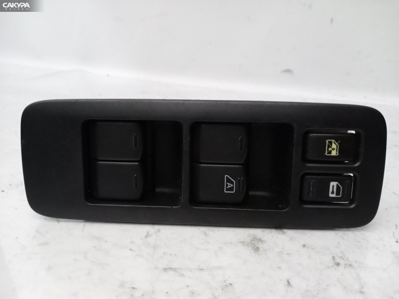 Блок управления стеклоподъемниками Nissan Dualis KJ10 MR20DE: купить в Сакура Красноярск.