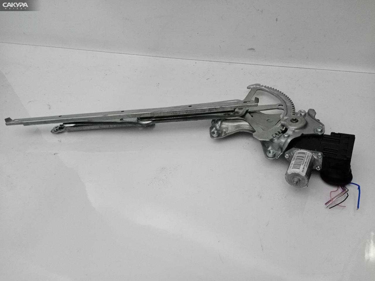 Стеклоподъемник передний левый Toyota Corolla Fielder NKE165G 1NZ-FXE: купить в Сакура Красноярск.