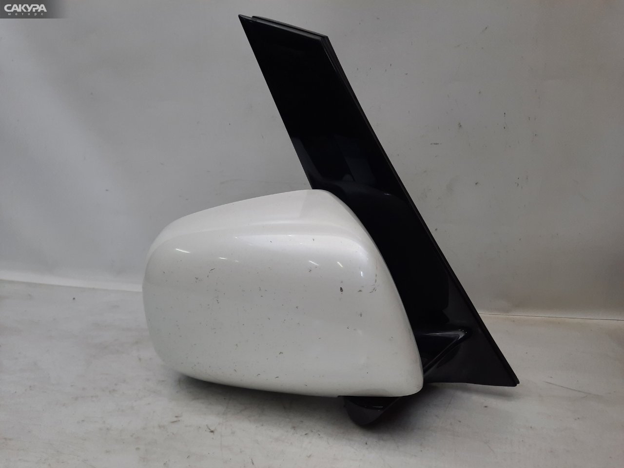 Зеркало боковое правое Toyota Alphard ANH10W 2AZ-FE: купить в Сакура Красноярск.