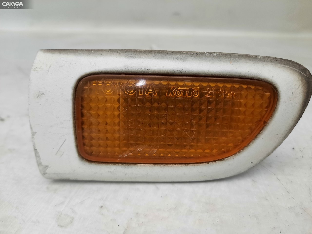 Повторитель в крыло правый Toyota Caldina ST210G 21-35: купить в Сакура Красноярск.