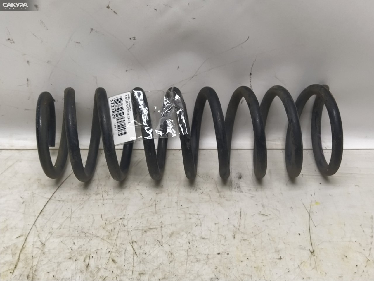 Пружина подвески задняя Mazda Demio DE3FS ZJ-VE: купить в Сакура Красноярск.