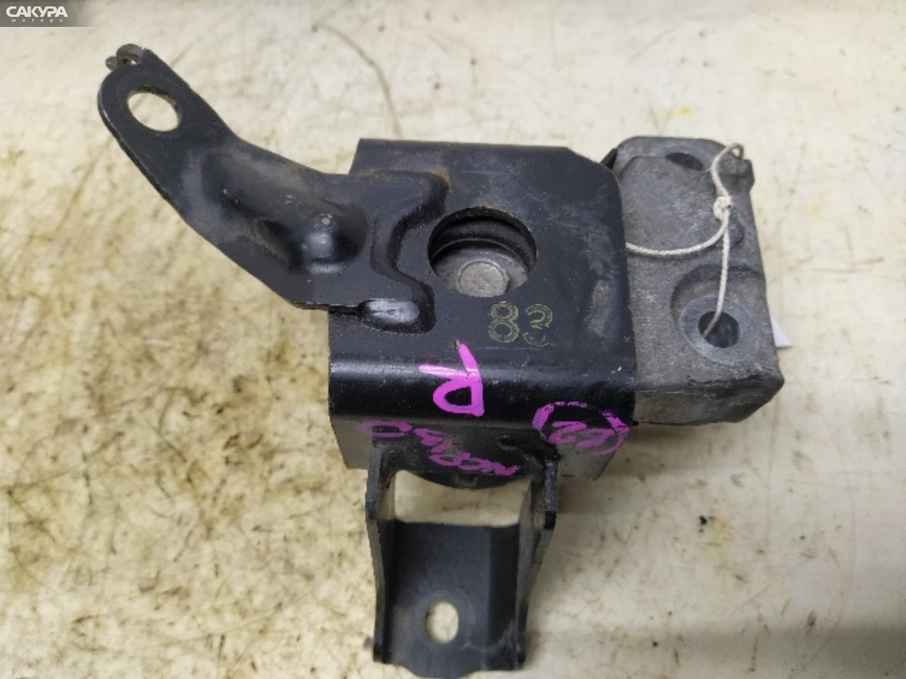 Подушка двигателя правая Toyota Vitz NSP130 1NR-FE: купить в Сакура Красноярск.