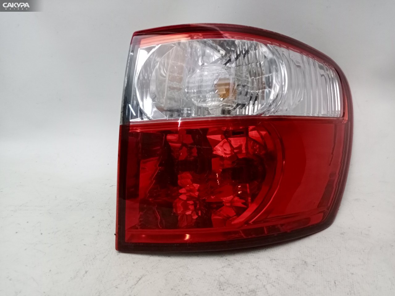 Фонарь стоп-сигнала правый Toyota Ipsum ACM21W 44-57: купить в Сакура Красноярск.