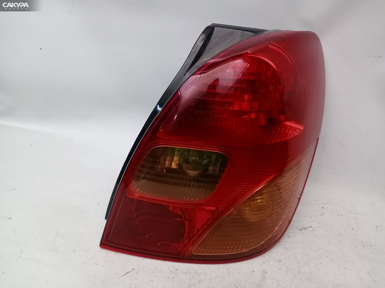 Фонарь стоп-сигнала правый Toyota Corolla Spacio NZE121N 13-69: купить в Сакура Красноярск.