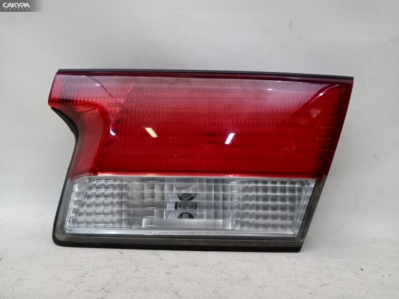 Фонарь вставка багажника правый Nissan Sunny FB15 4845: купить в Сакура Красноярск.