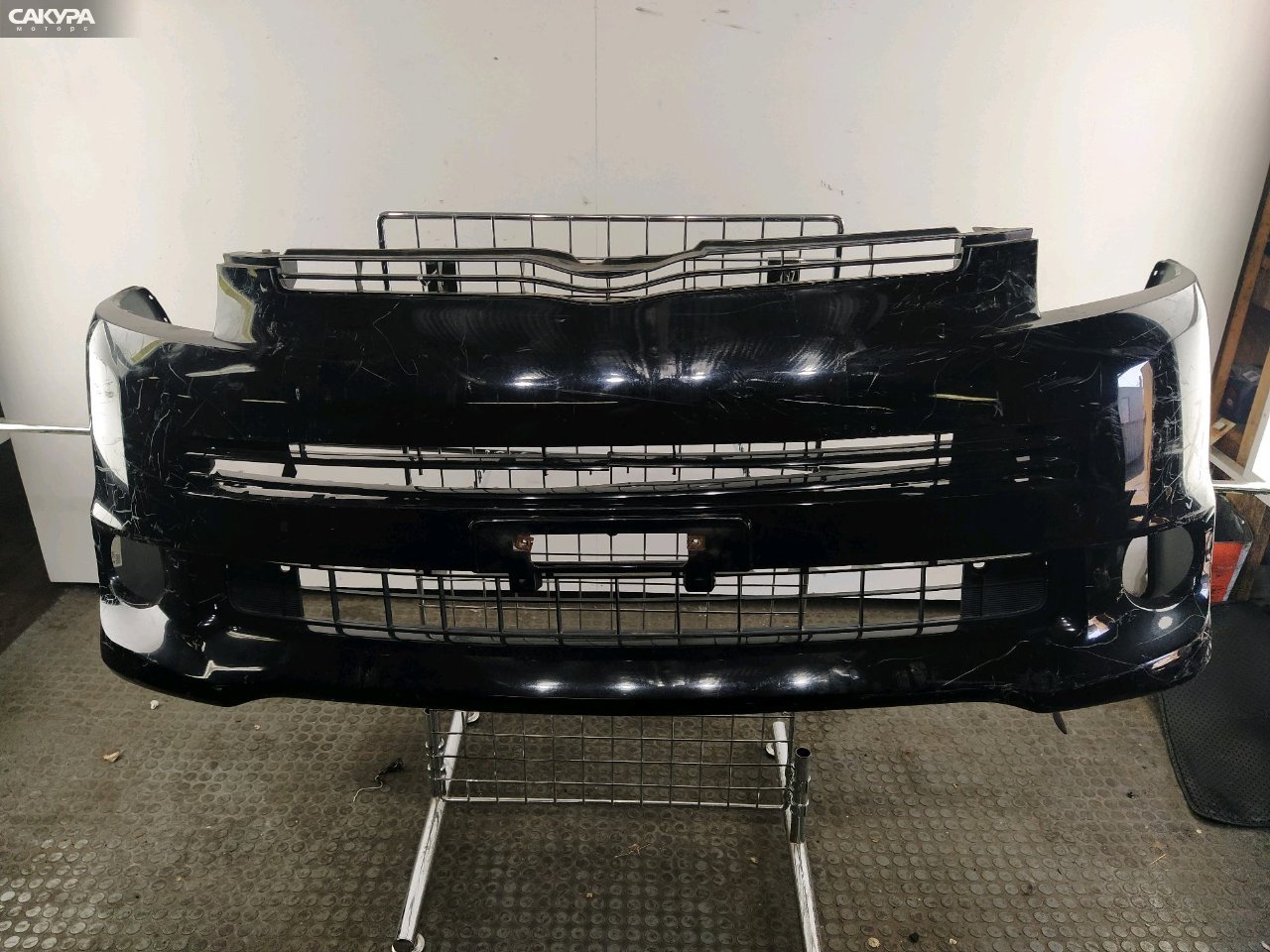 Бампер передний Toyota Voxy ZRR70G 3ZR-FE: купить в Сакура Красноярск.