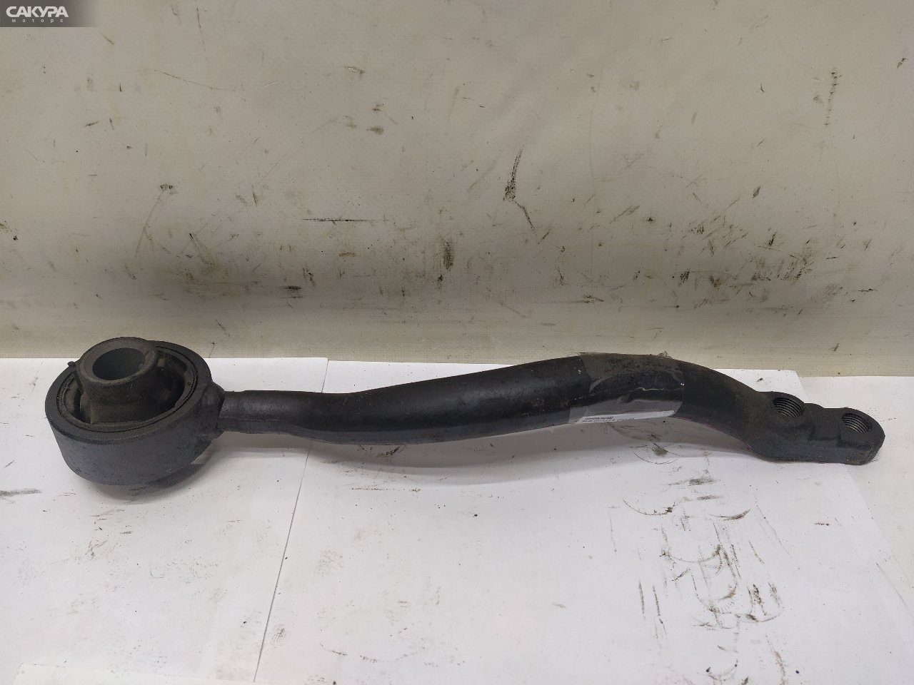 Рычаг подвески нижний передний левый Toyota Chaser JZX100 1JZ-GE: купить в Сакура Красноярск.