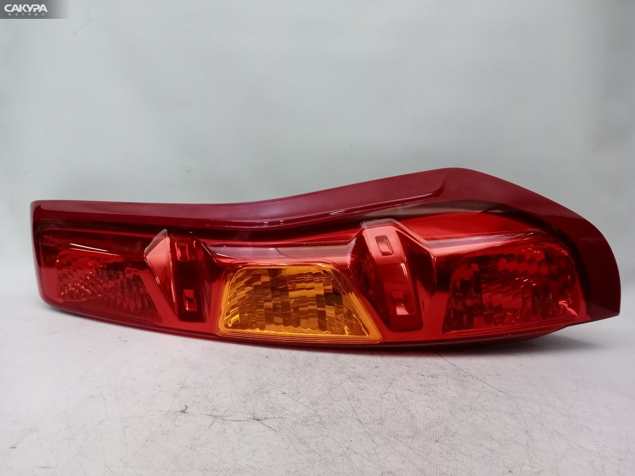 Фонарь стоп-сигнала правый Nissan X-TRAIL NT31 220-63929: купить в Сакура Красноярск.