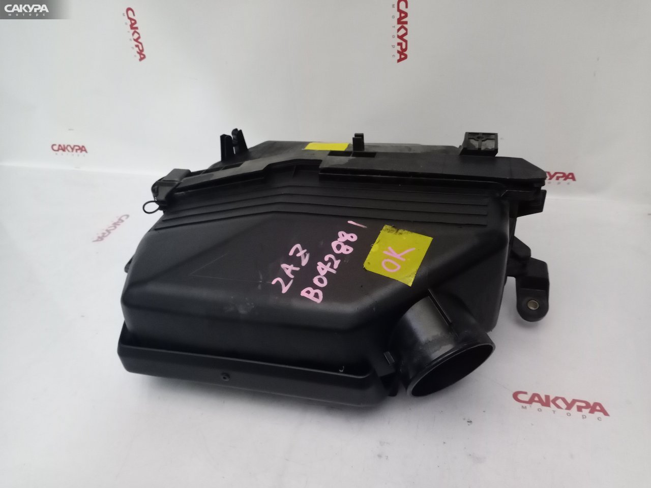 Корпус воздушного фильтра Toyota Alphard ATH10W 2AZ-FXE: купить в Сакура Красноярск.
