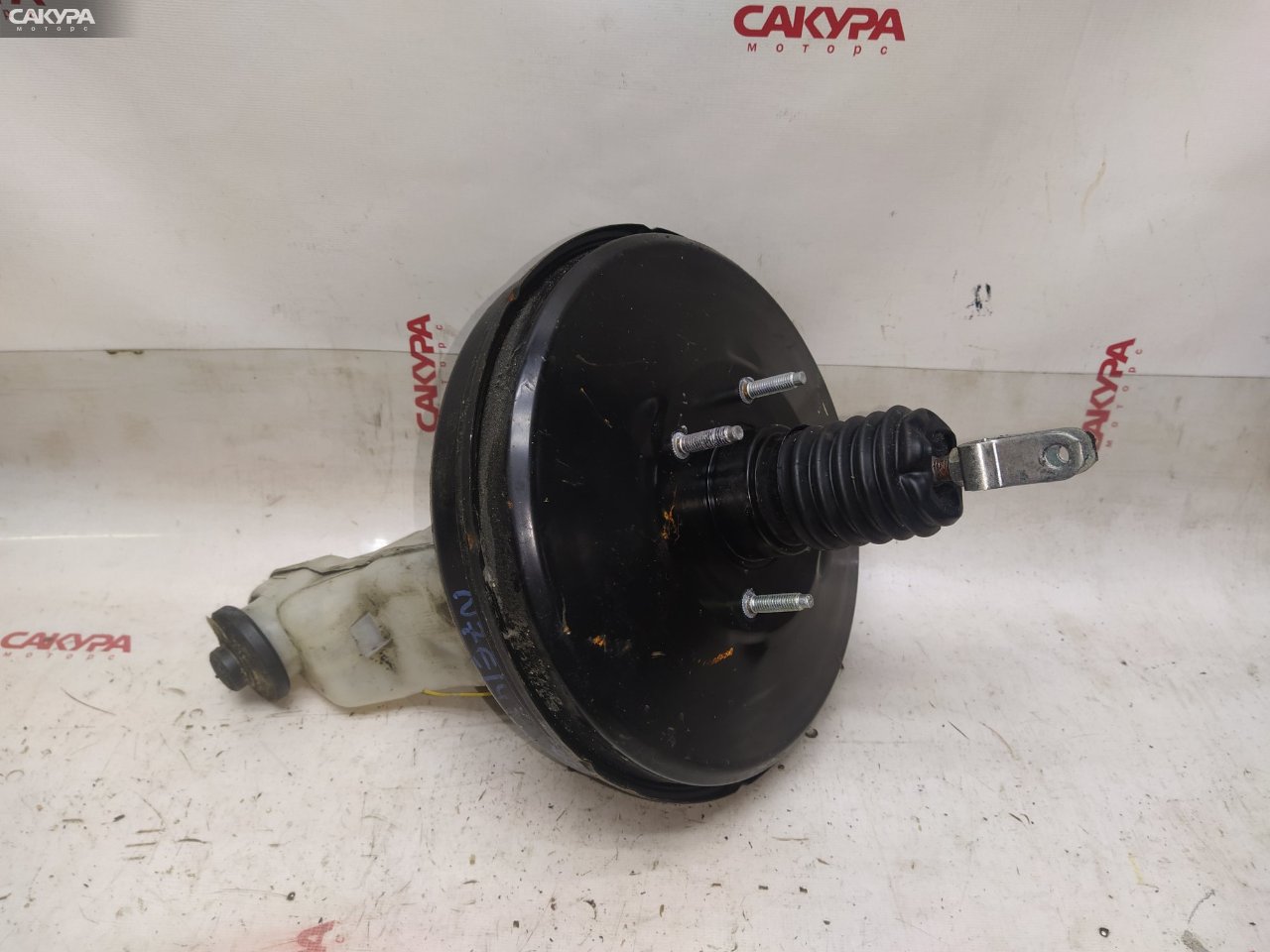 Главный тормозной цилиндр Toyota Corolla Fielder NZE141 1NZ-FE: купить в Сакура Красноярск.