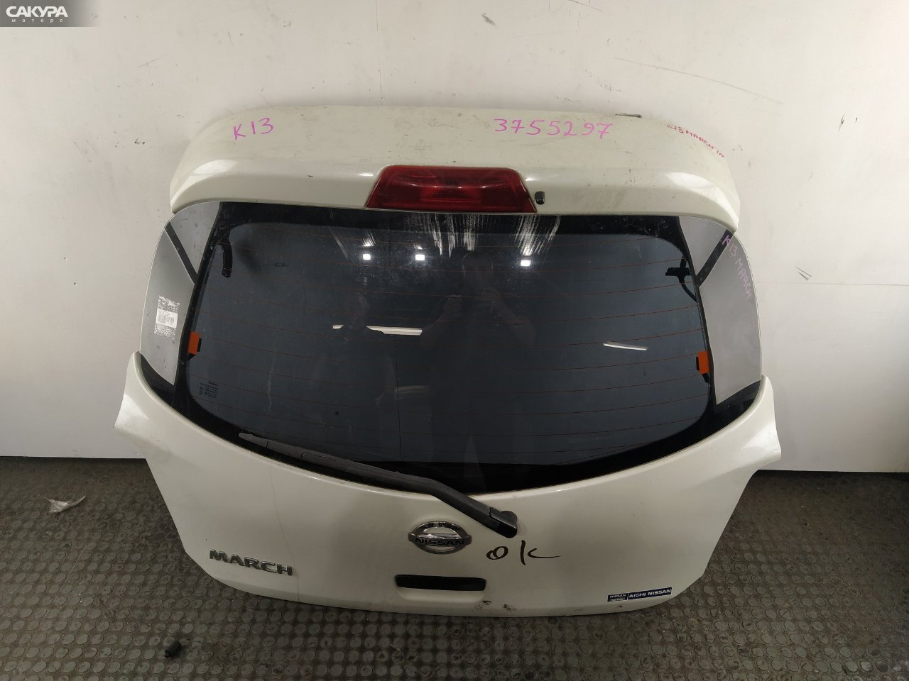 Дверь багажника Nissan March K13 HR12DE: купить в Сакура Красноярск.
