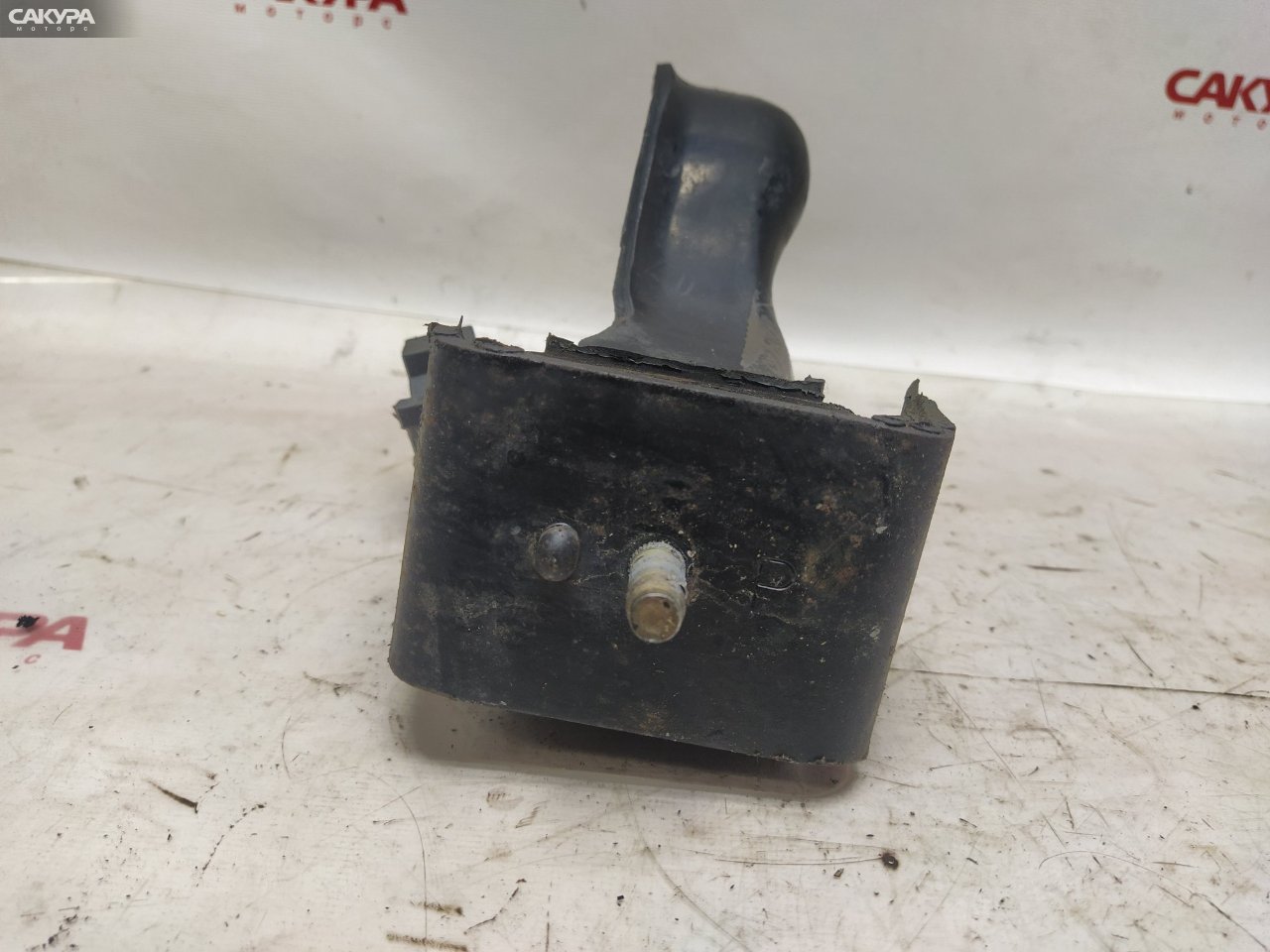 Подушка двигателя Nissan Laurel HC35 RB20DE: купить в Сакура Красноярск.