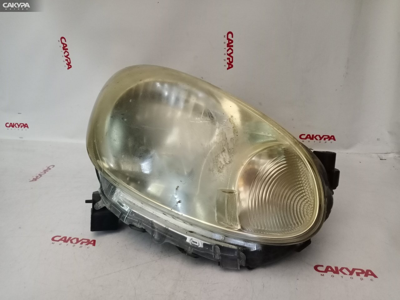 Фара правая Nissan March K13 H009: купить в Сакура Красноярск.