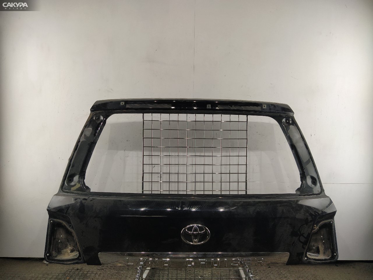 Дверь багажника Toyota Land Cruiser 1VD-FTV: купить в Сакура Красноярск.
