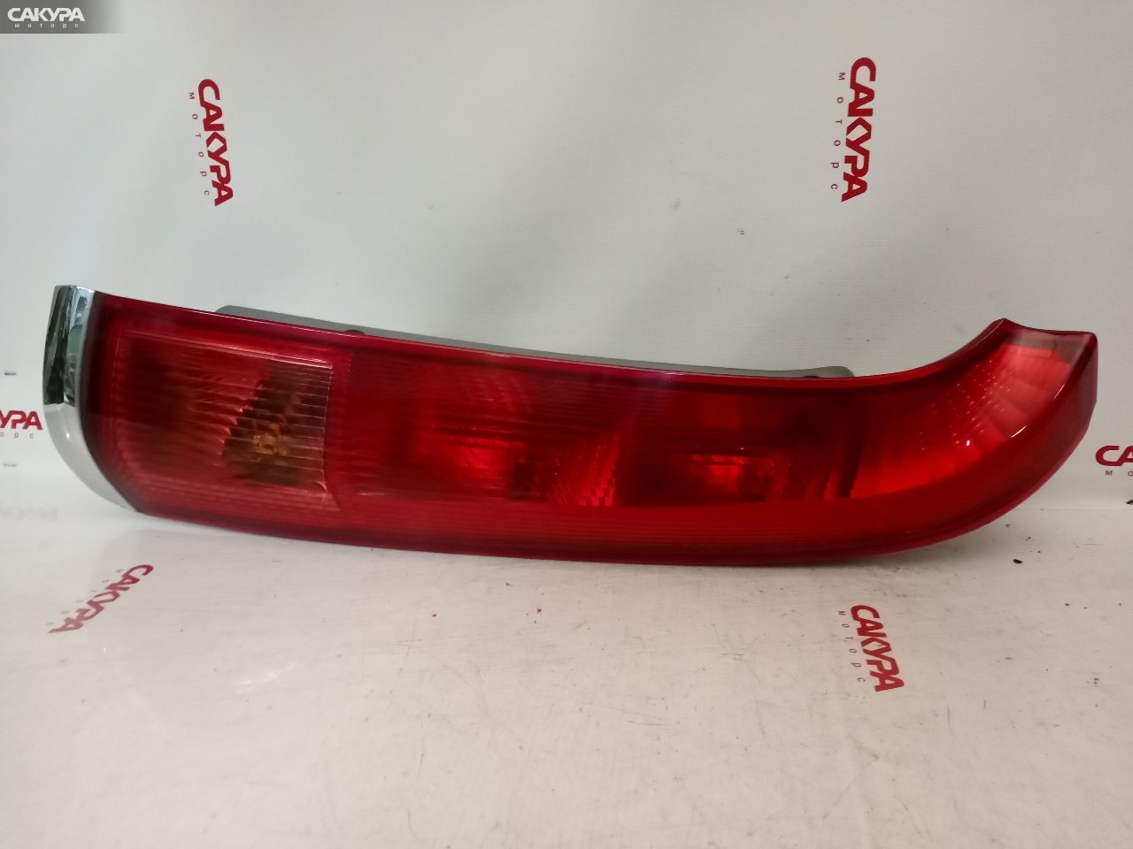Фонарь стоп-сигнала правый Honda Stream RN3 K20A P1483: купить в Сакура Красноярск.