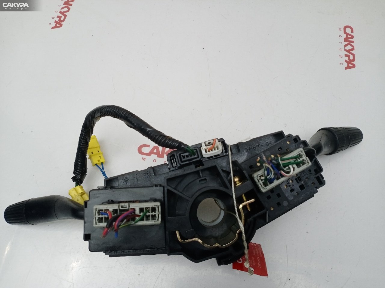 Переключатели подрулевые Honda Stream RN1 D17A: купить в Сакура Красноярск.
