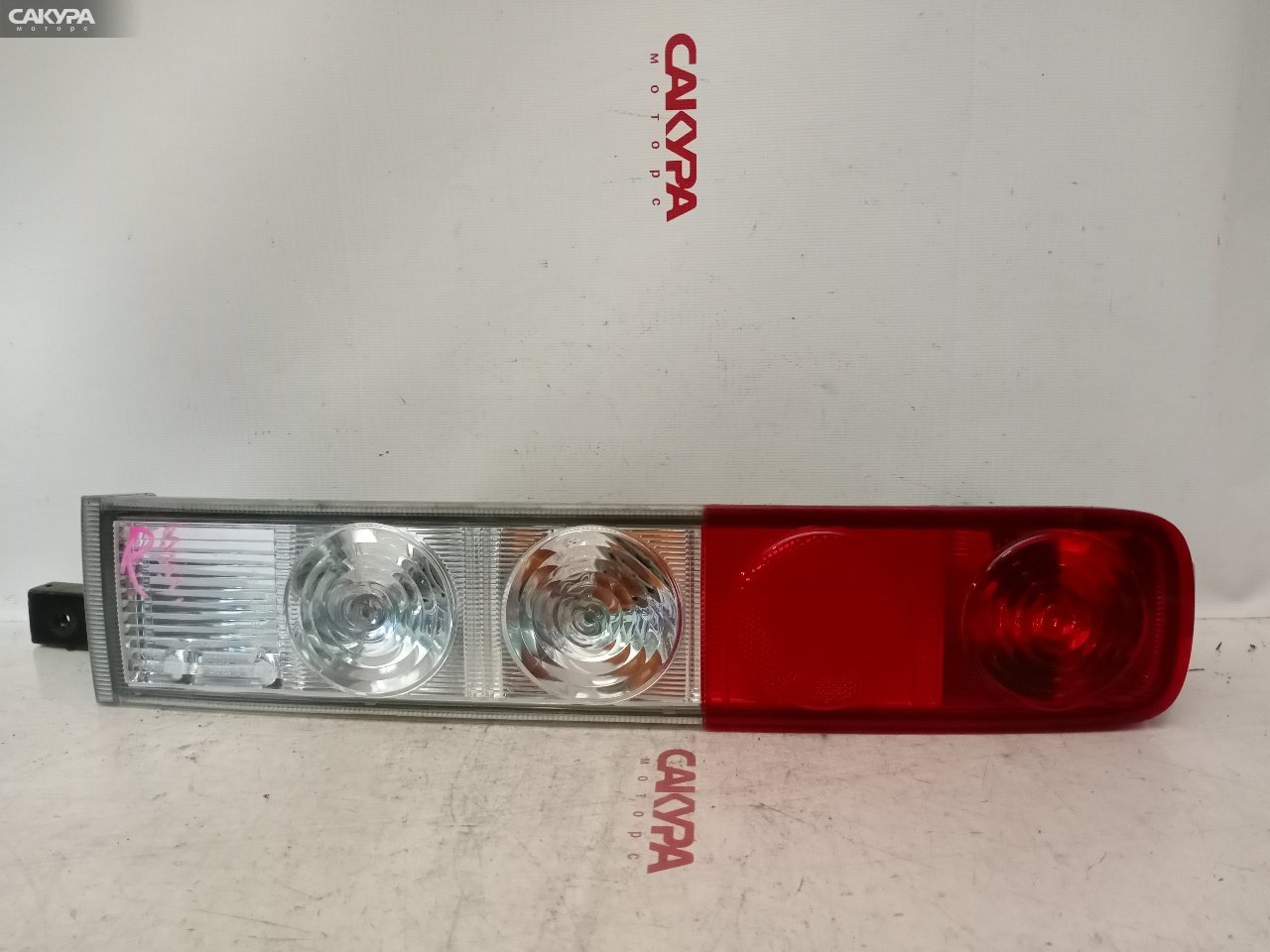 Фонарь стоп-сигнала правый Nissan Cube BZ11 CR14DE D015: купить в Сакура Красноярск.