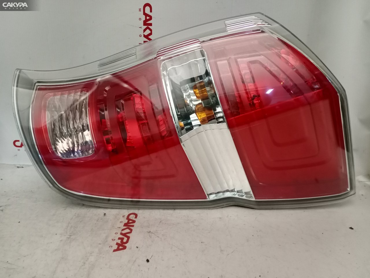 Фонарь стоп-сигнала правый Honda Stepwgn RK1 P8895: купить в Сакура Красноярск.