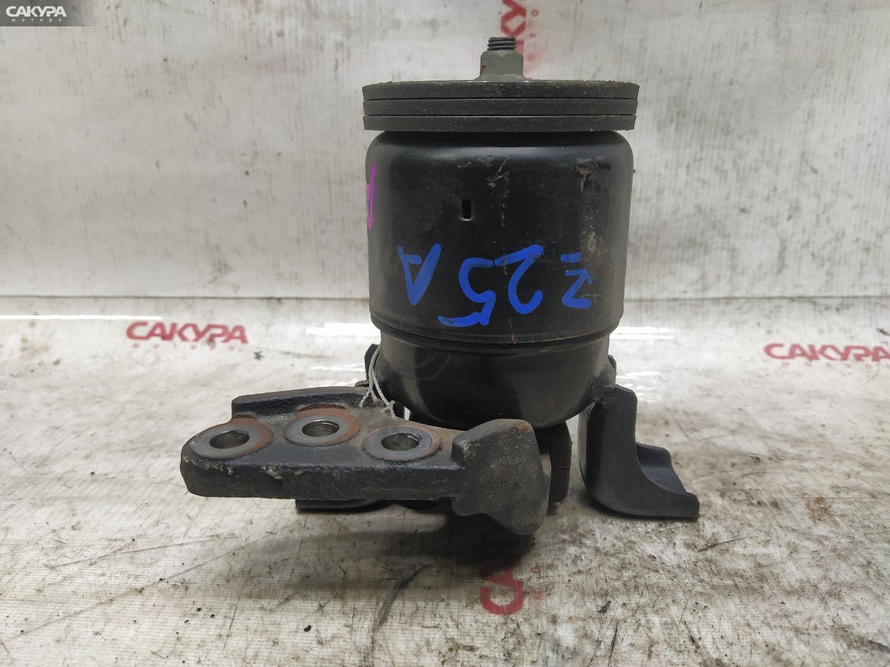 Подушка двигателя правая Mitsubishi Colt Z25A 4G19: купить в Сакура Красноярск.