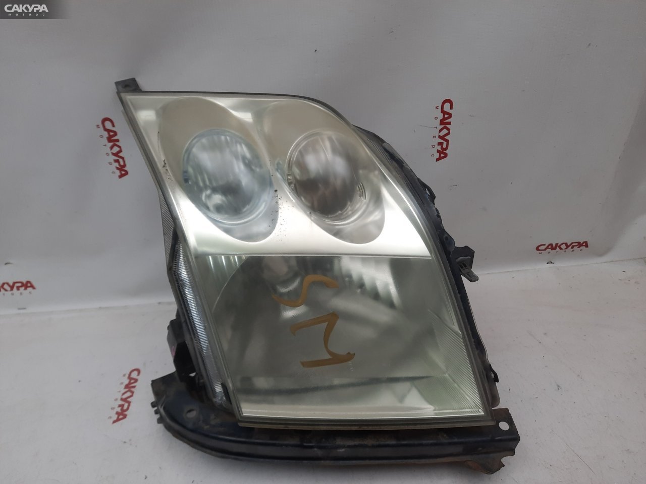 Фара правая Honda Mobilio GB1 L15A 100-22530: купить в Сакура Красноярск.
