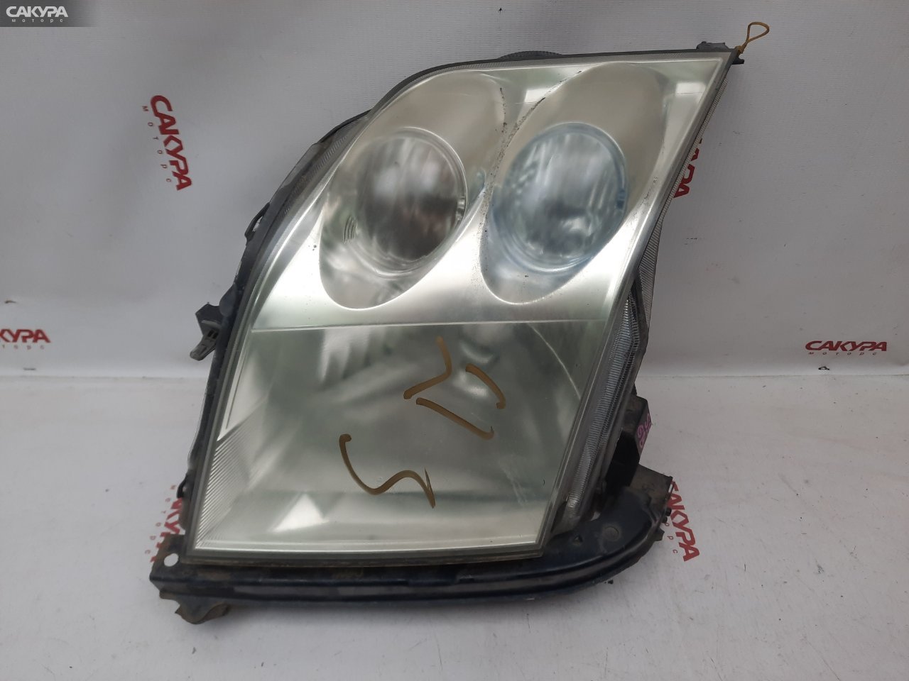 Фара левая Honda Mobilio GB1 L15A 100-22530: купить в Сакура Красноярск.
