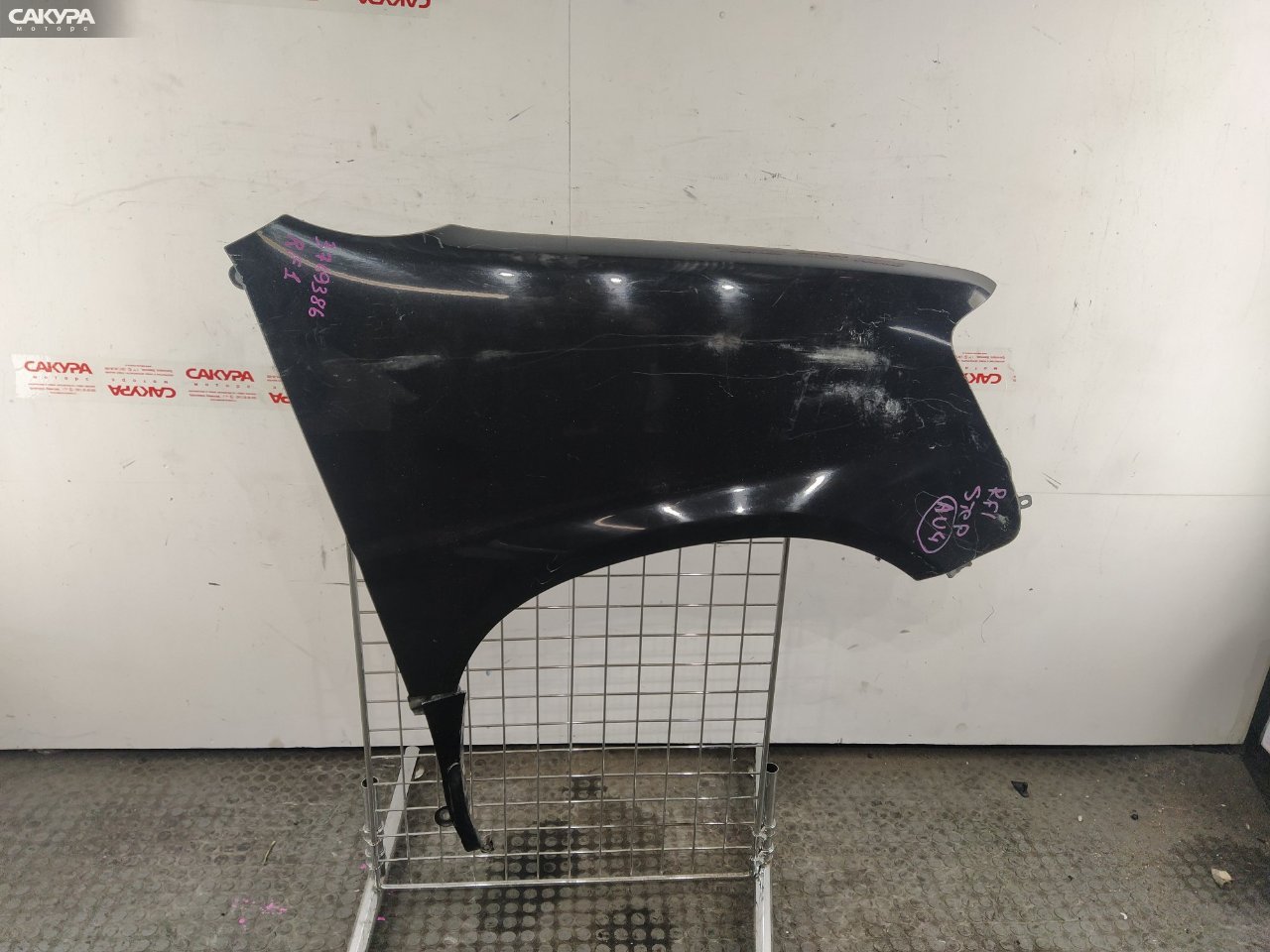 Крыло переднее правое Honda Stepwgn RF1 B20B: купить в Сакура Красноярск.