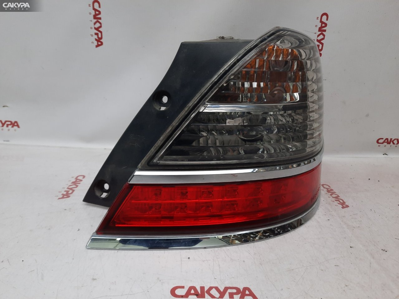 Фонарь стоп-сигнала правый Honda Odyssey RB1 P6572: купить в Сакура Красноярск.