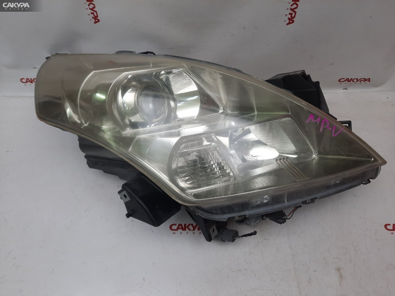 Фара правая Mazda MPV LY3P P5620: купить в Сакура Красноярск.