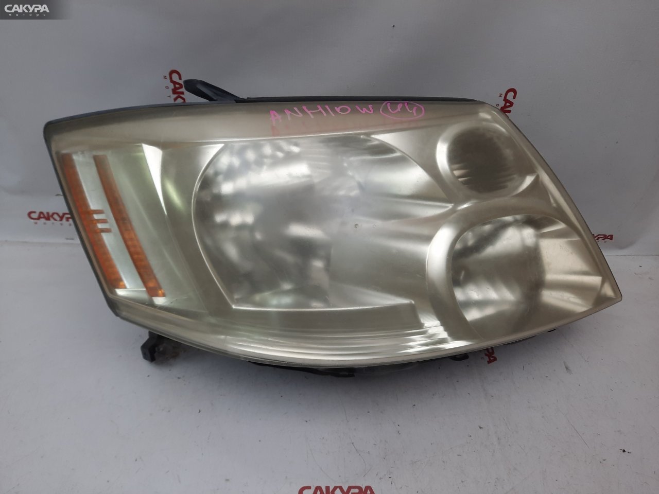 Фара правая Toyota Alphard MNH10 1MZ-FE 58-2: купить в Сакура Красноярск.