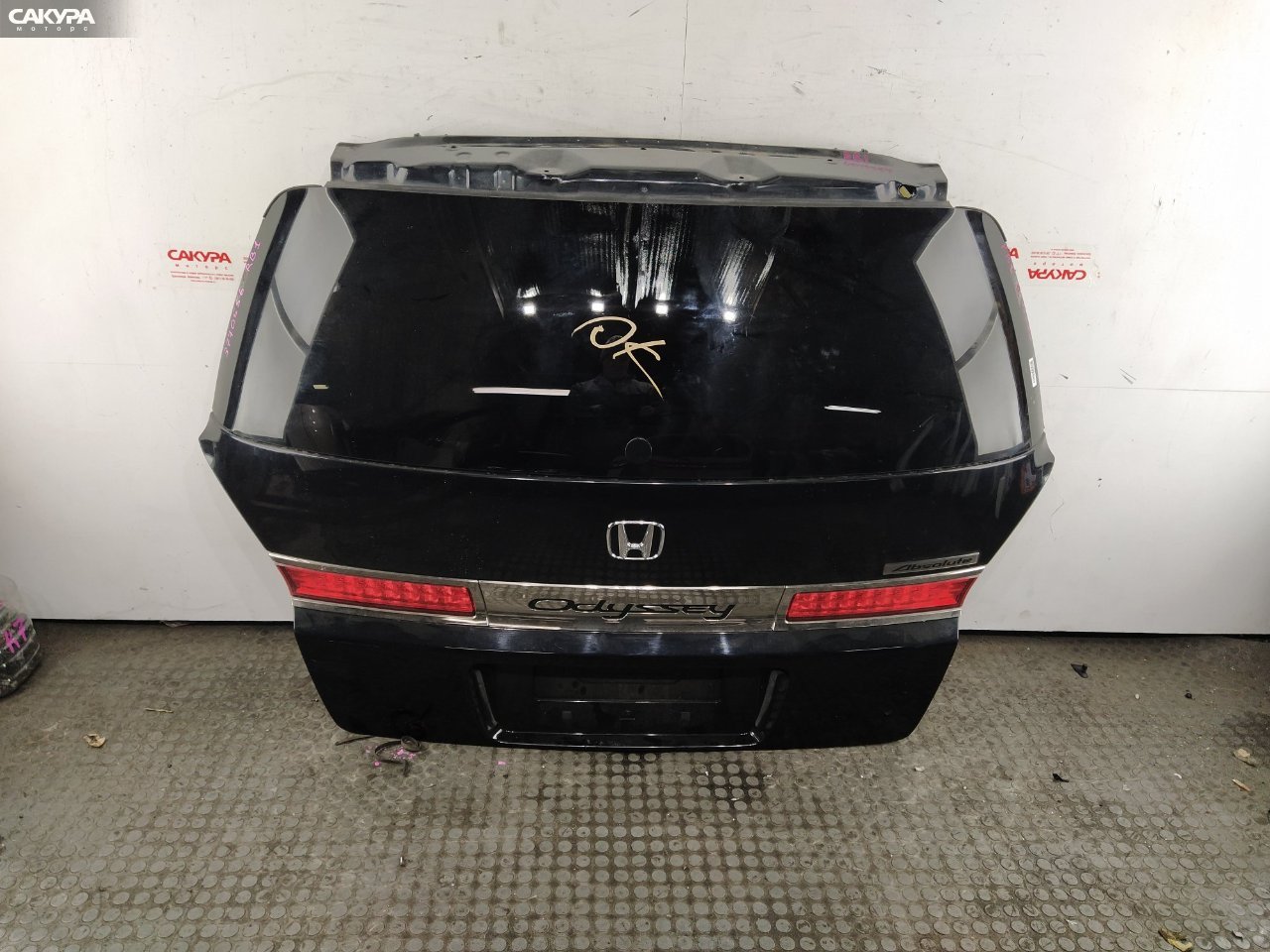 Дверь багажника Honda Odyssey RB1 K24A: купить в Сакура Красноярск.