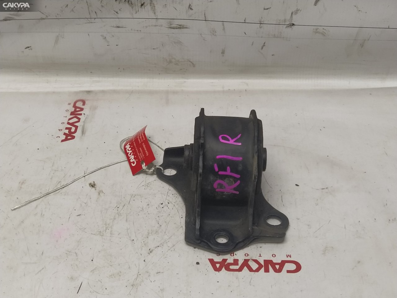 Подушка двигателя правая Honda Stepwgn RF1 B20B: купить в Сакура Красноярск.