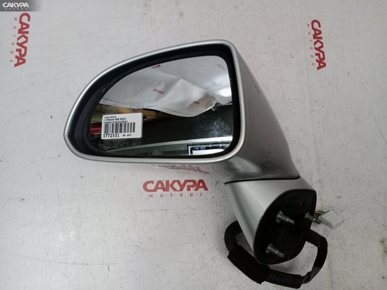 Зеркало боковое левое Honda Stream RN8 R20A: купить в Сакура Красноярск.