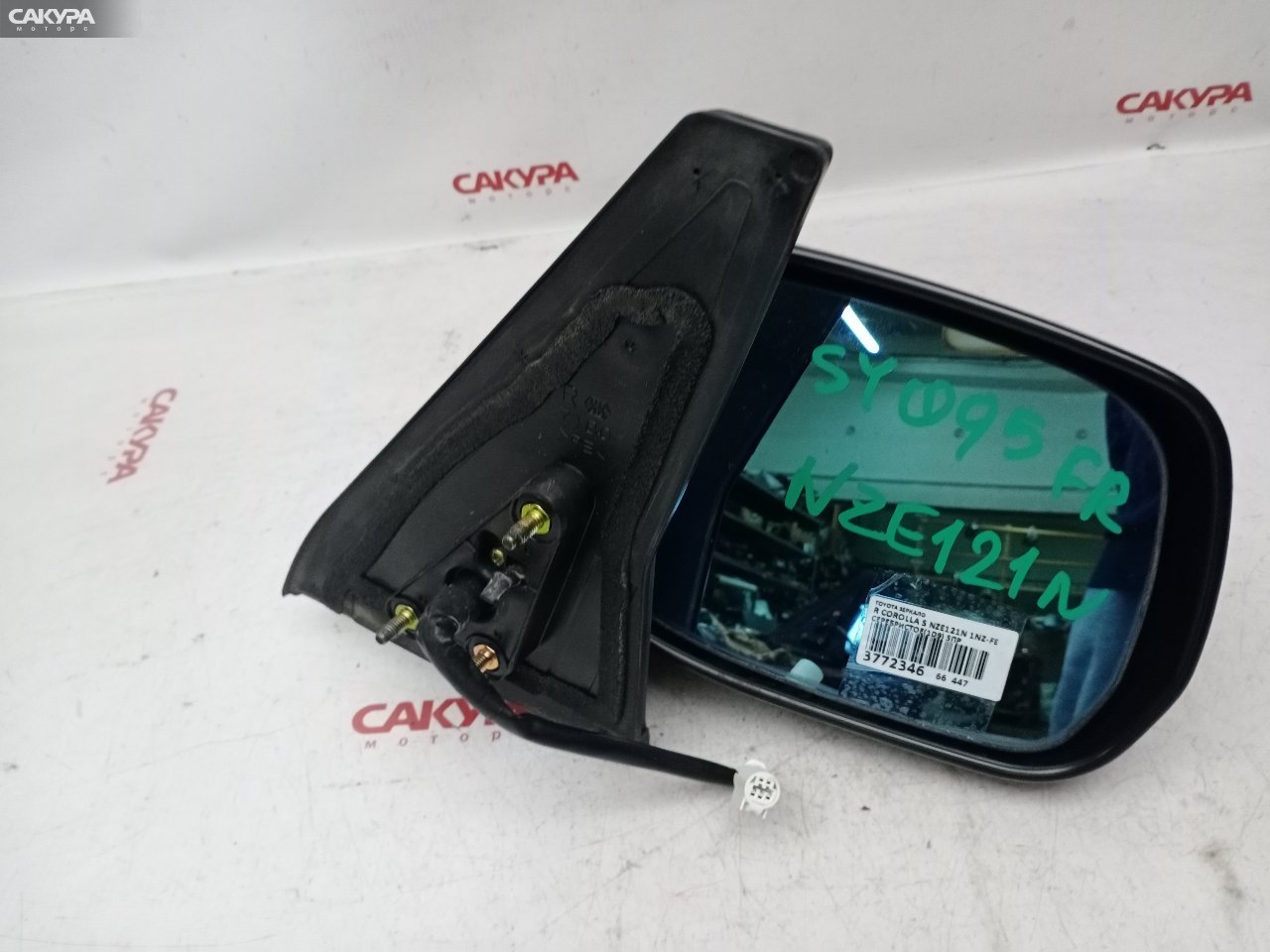 Зеркало боковое правое Toyota Corolla Spacio NZE121N 1NZ-FE: купить в Сакура Красноярск.