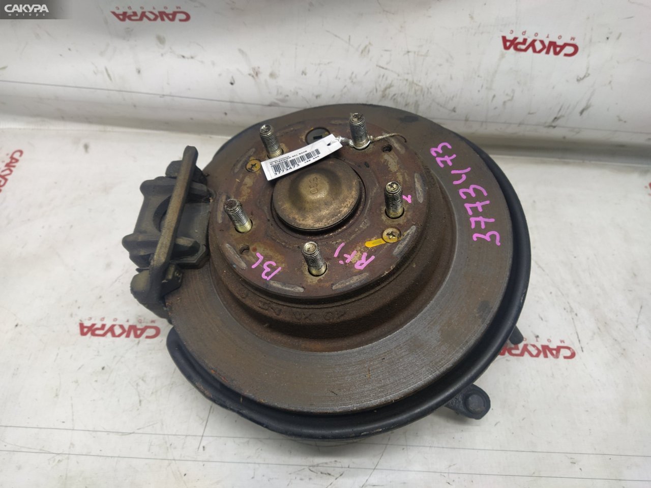 Ступица задняя левая Honda Stepwgn RF1 B20B: купить в Сакура Красноярск.